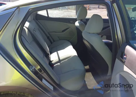 2013 Kia Optima Lx z USA, uszkodzony, nr VIN 5XXGM4A76DG184418